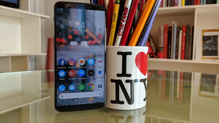OnePlus 5T unboxing e prime impressioni