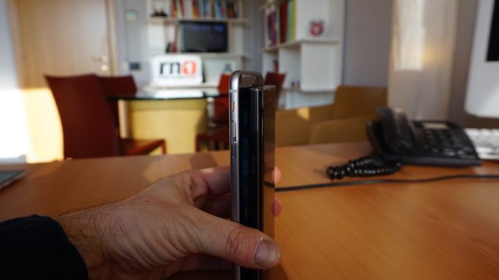 Blackberry Priv - spessori a confronto