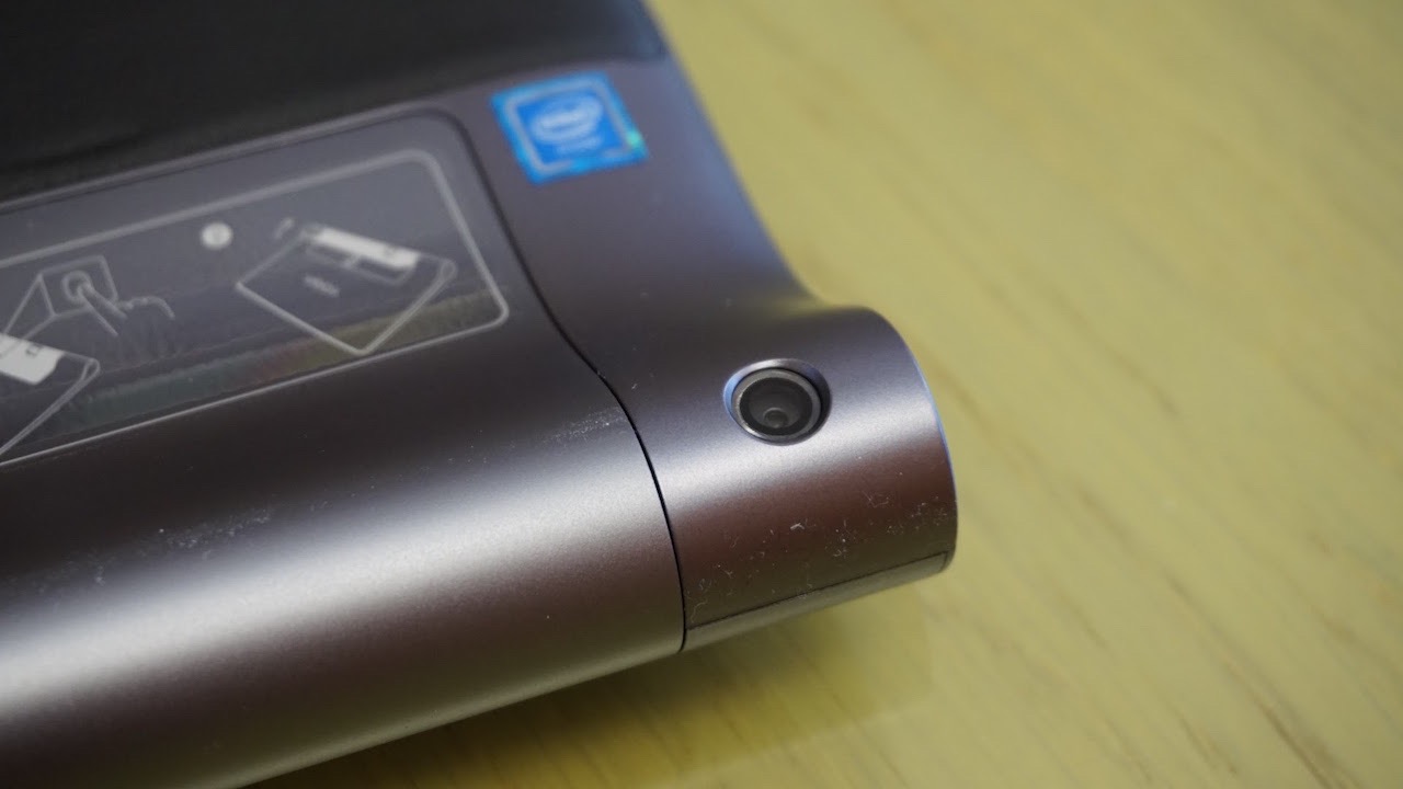 Lenovo Yoga Tablet 3 - la fotocamera