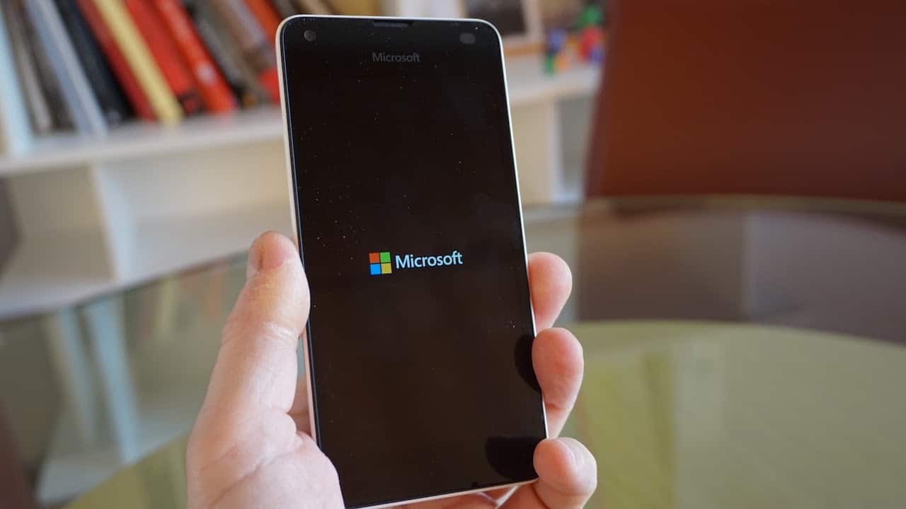 Microsoft Lumia 550 - 1