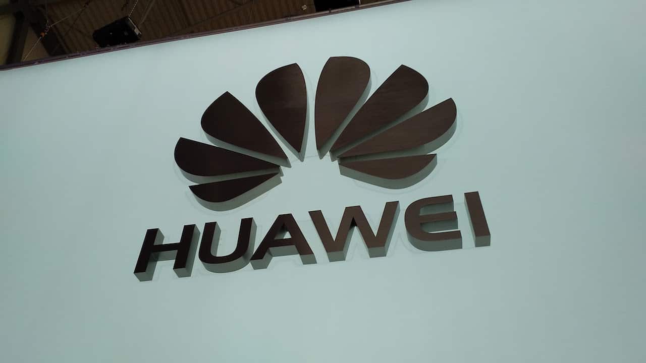 Huawei nel 2016 è cresciuta del 29%