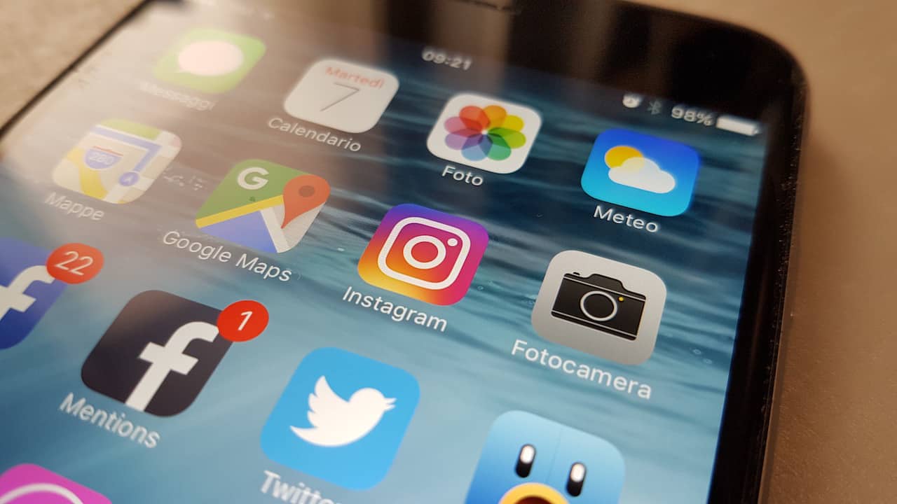 instagram