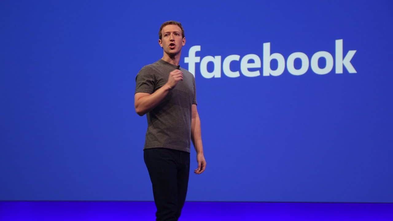 Dati trimestrali Facebook: ha quasi due miliardi di utenti