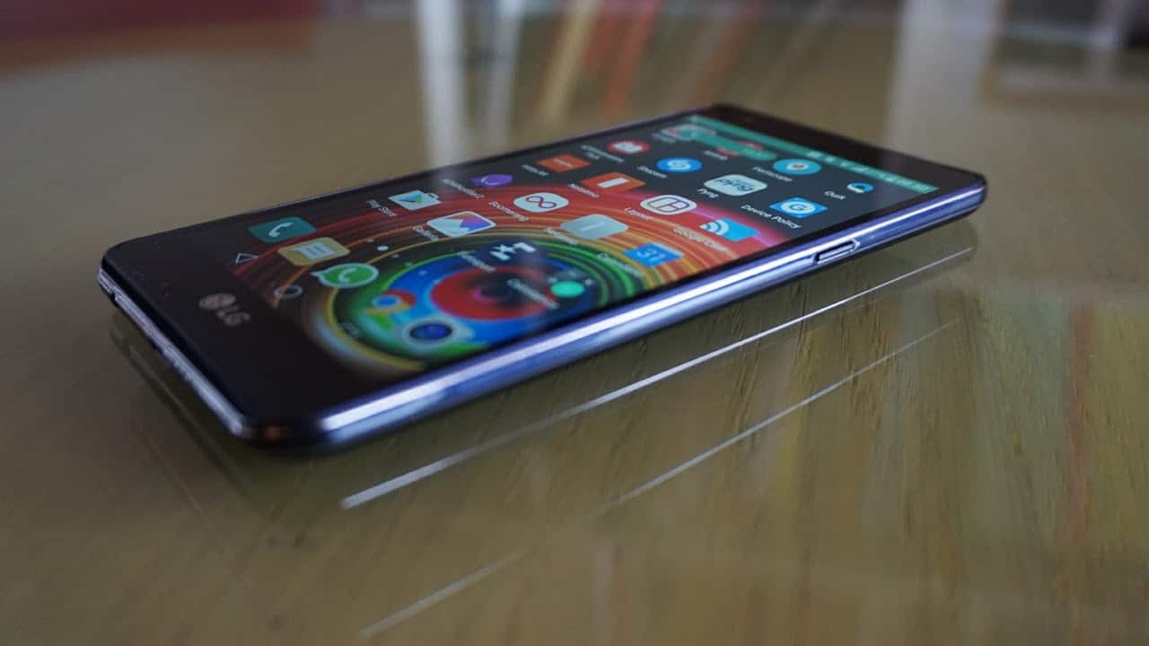 LG X Power, lo smartphone che non si scarica mai!