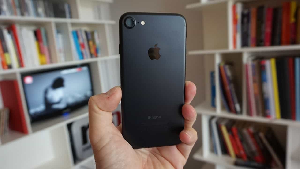 iPhone 7 black