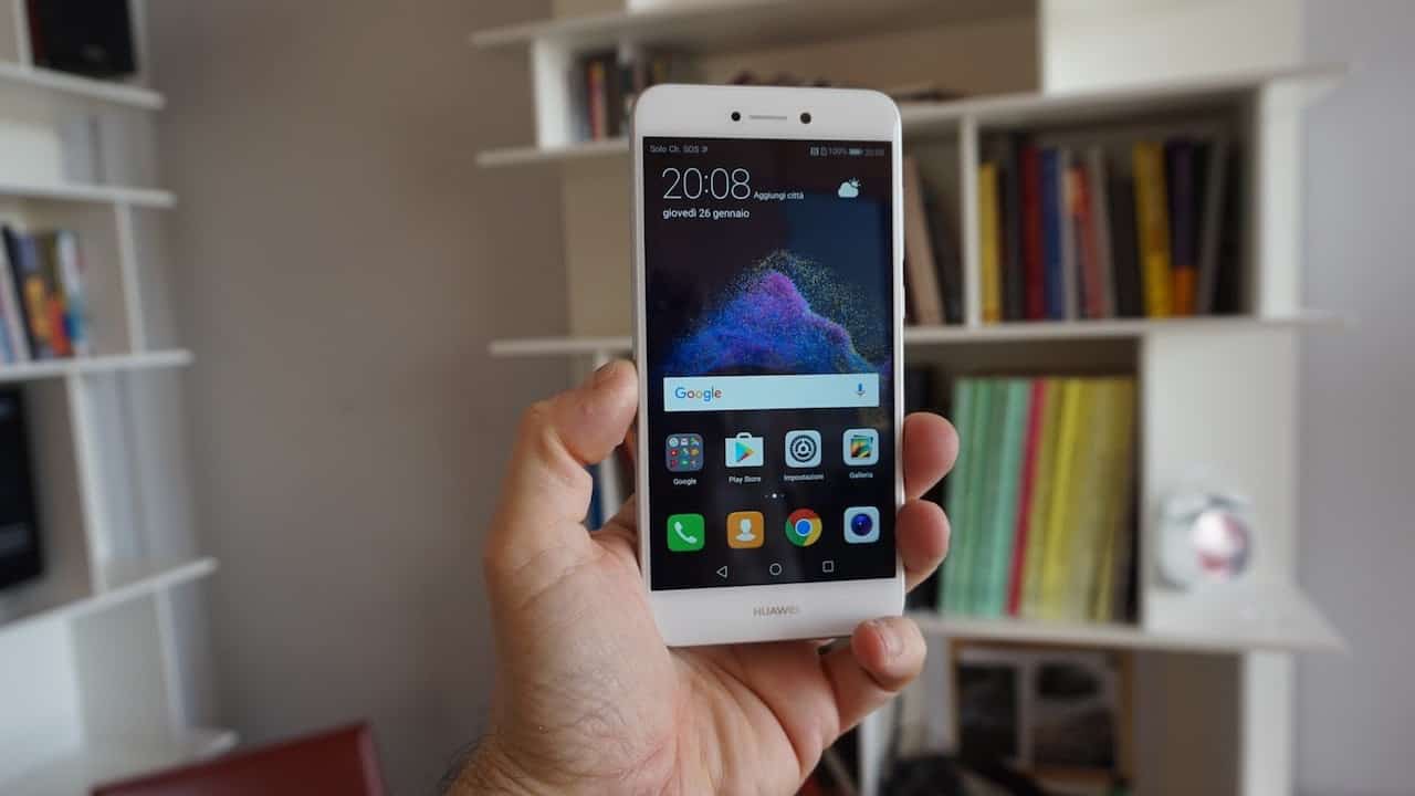 Huawei P8 Lite 2017 hands on