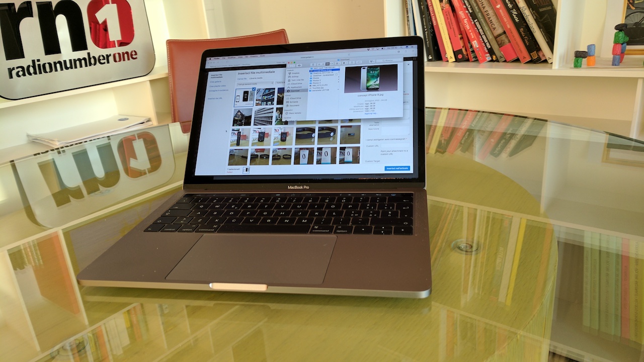 Impressionato dal nuovo Apple Macbook Pro con TouchBar