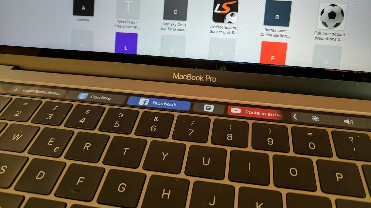 macbook pro touchbar