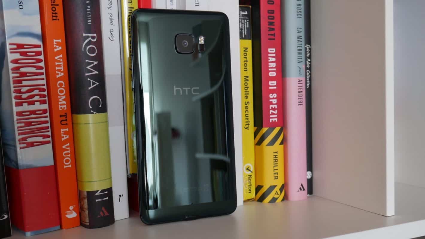 Prova HTC U Ultra, le prime impressioni sul nuovo smartphone HTC