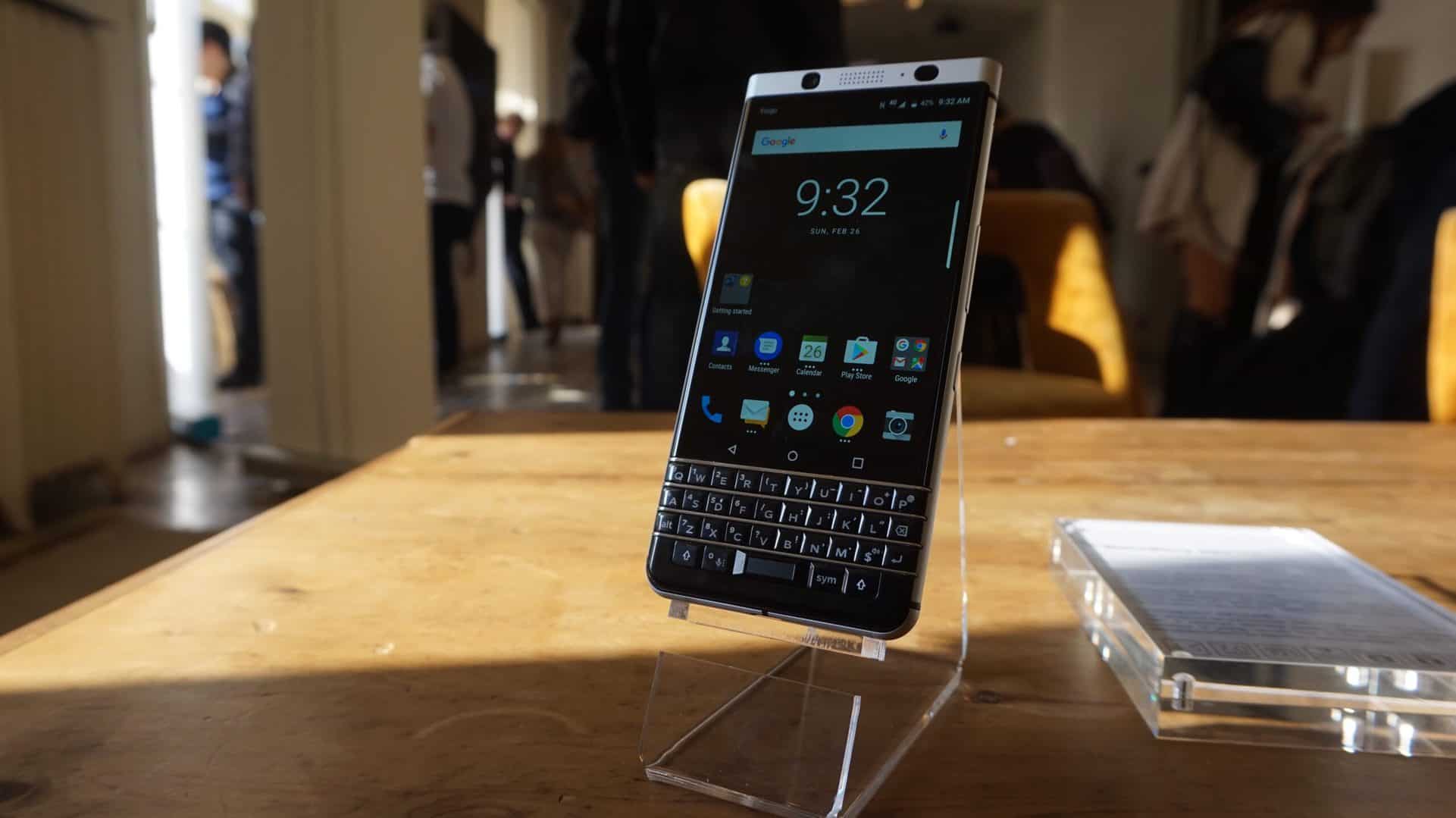 Blackberry KeyOne ritardato in USA e Canada