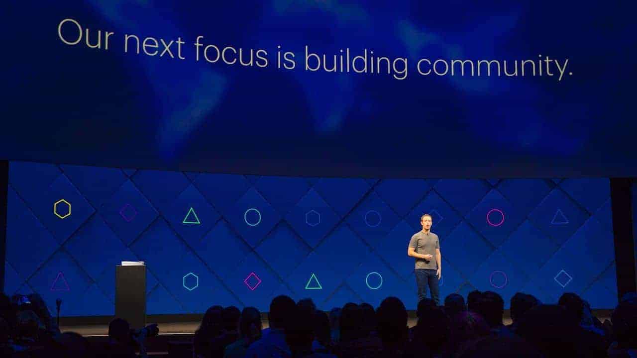 Facebook F8 conferma l'ossessione di Zuckerberg per Snapchat