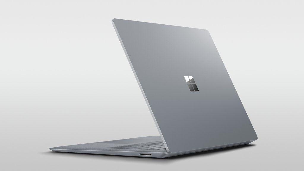 Ecco le immagini trafugate di Microsoft Surface Laptop