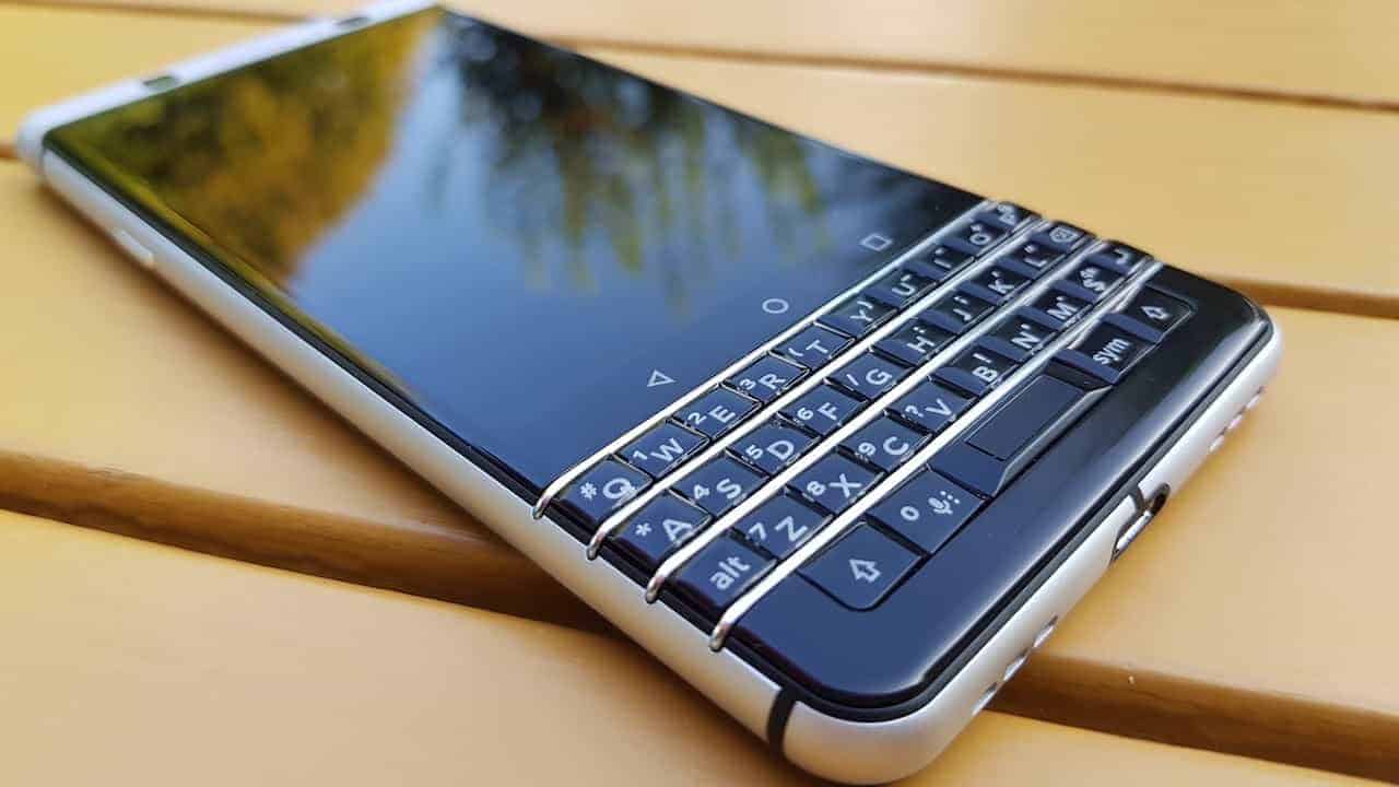 Blackberry KEYone schermo