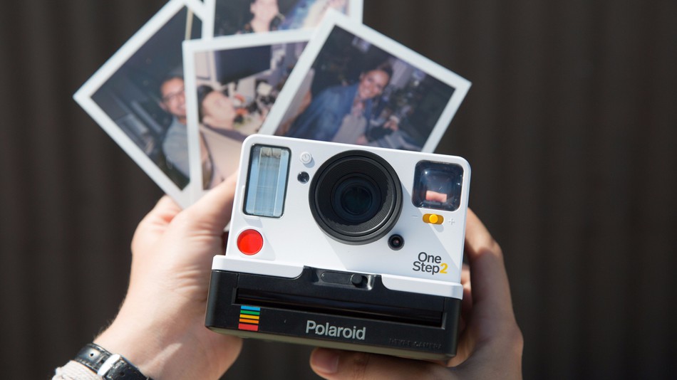 Impossible Project diventa Polaroid Originals, arriva OneStep 2