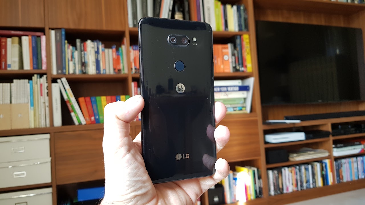 No, seriamente, ma quanto è bello LG V30?