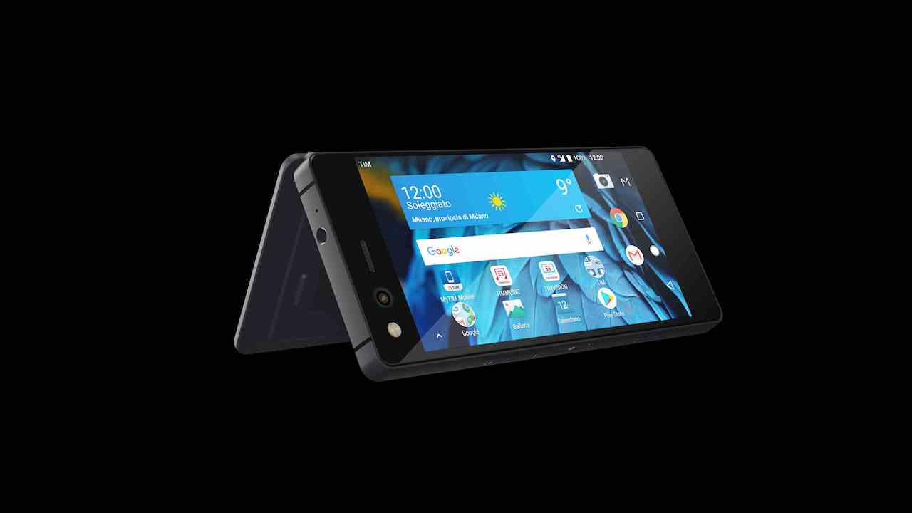 Arriva ZTE Axon M, smartphone con doppio schermo