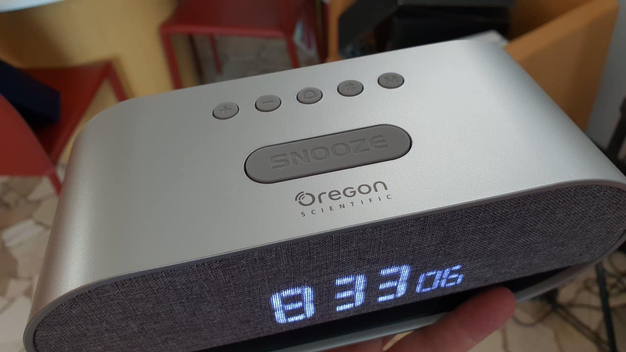 Il ritorno della sveglia: Oregon Scientific Resonance Clock Speaker
