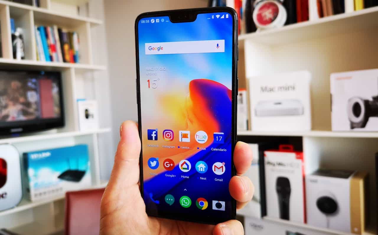 OnePlus 6 video hands on e prime impressioni