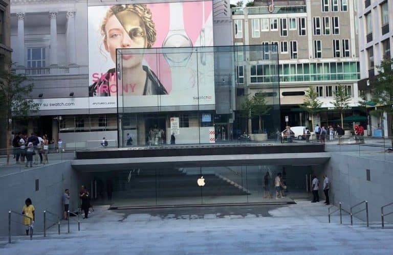 Apple store Milano