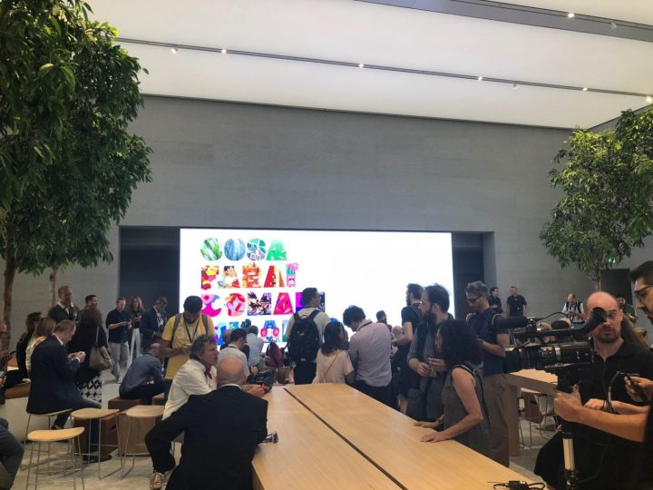 Apple Store Milano presentato ufficialmente alla stampa