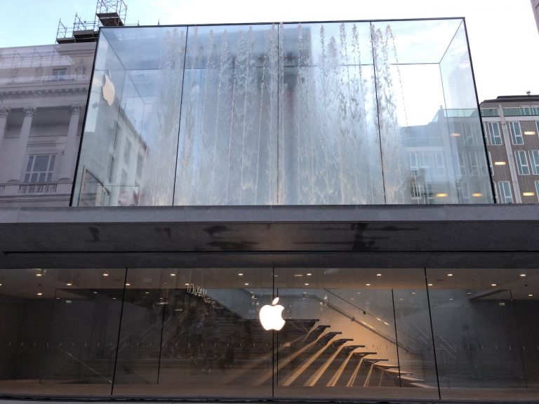 Apple Store Milano è la celebrazione del bello
