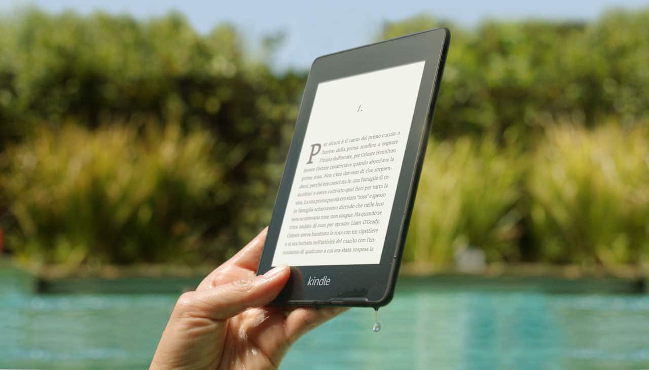 Nuovo Amazon Kindle Paperwhite: ora resistente all'acqua a 129,99 euro