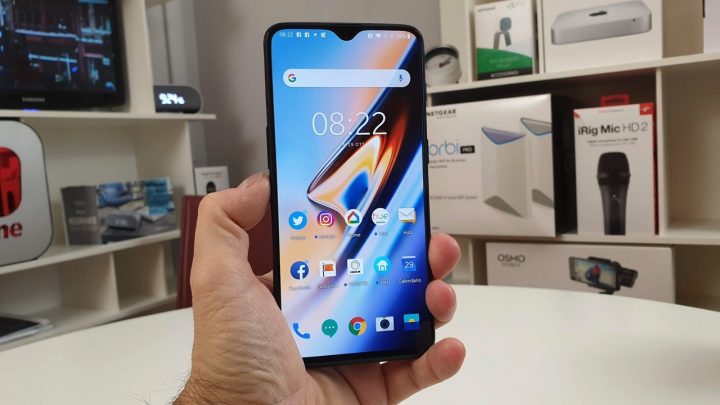 Recensione video OnePlus 6T