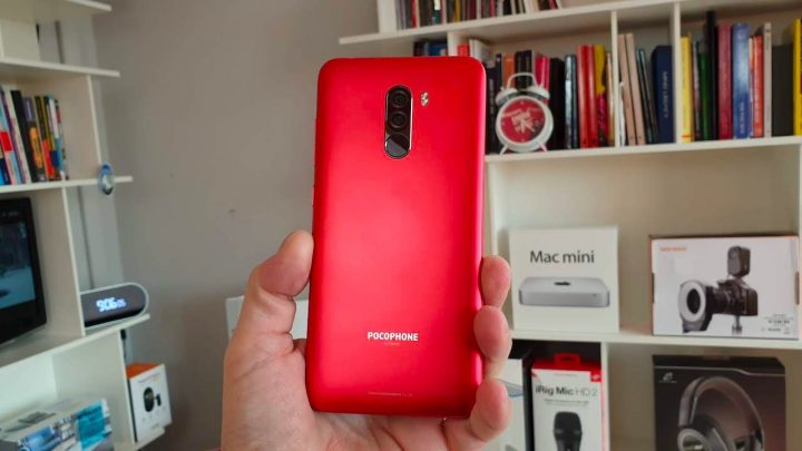 Recensione Pocophone F1