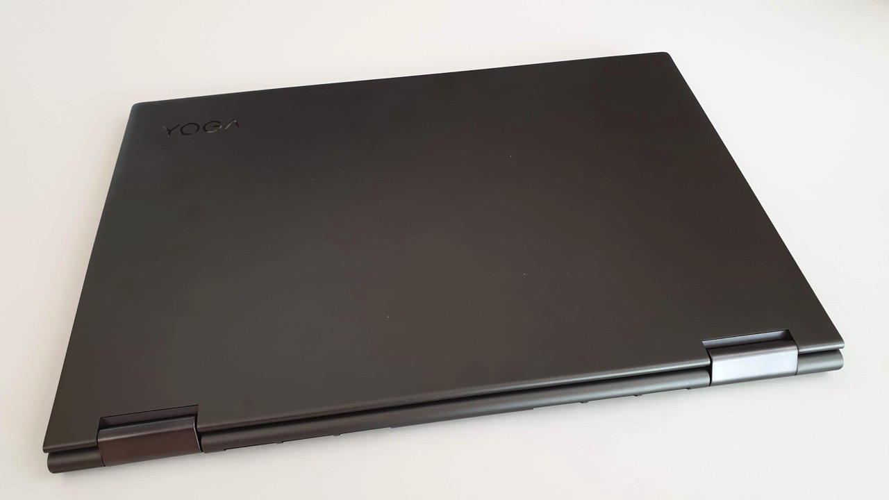 Recensione Lenovo Yoga 730, completo ma accessibile