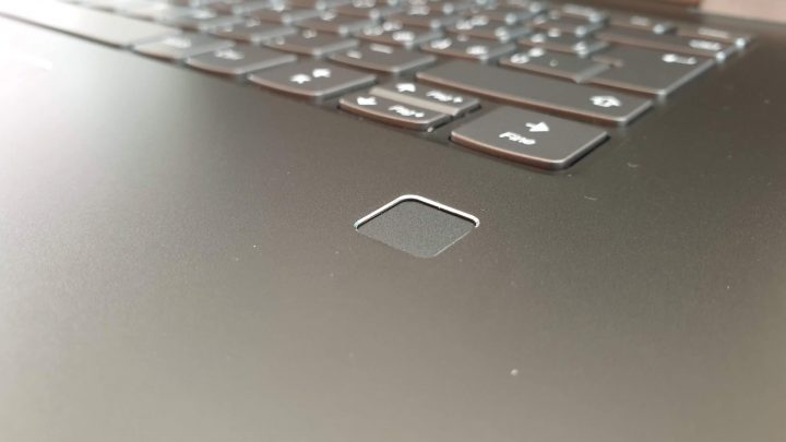 Recensione Lenovo Yoga 730