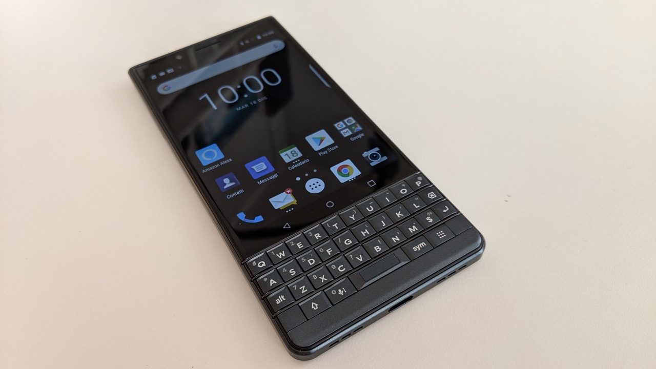Recensione Blackberry Key2 LE, meno fronzoli e prezzo super!