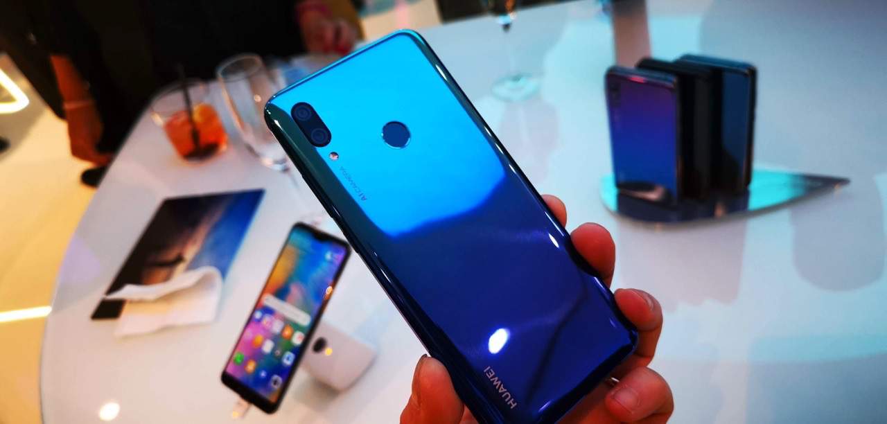 Il video hands on del nuovo Huawei P Smart 2019