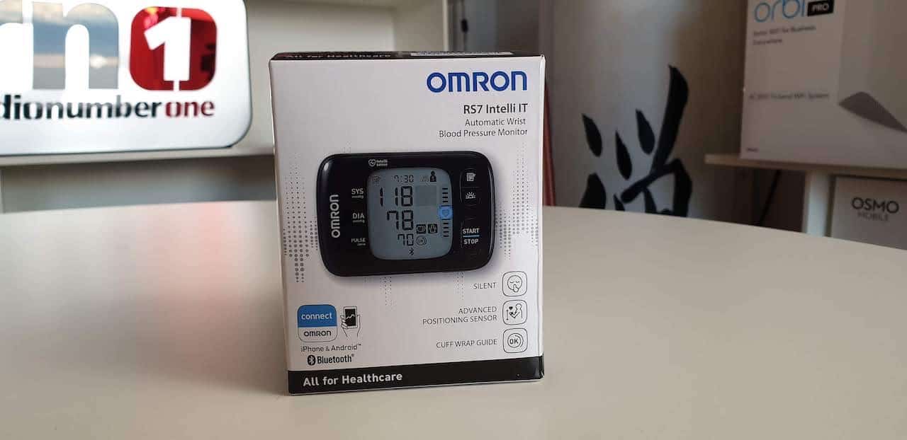 Omron RS7 Intelli IT, la pressione a portata di polso