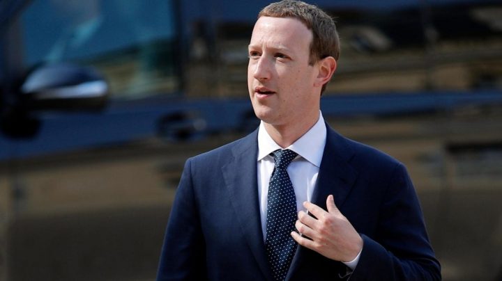 Mark Zuckerberg, il nemico numero 1 della vostra privacy