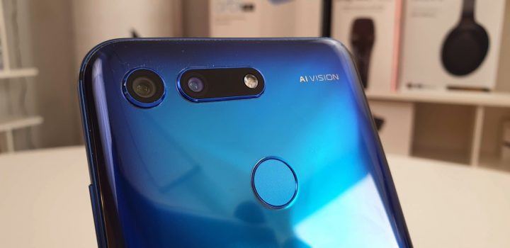 Recensione di Honor View 20