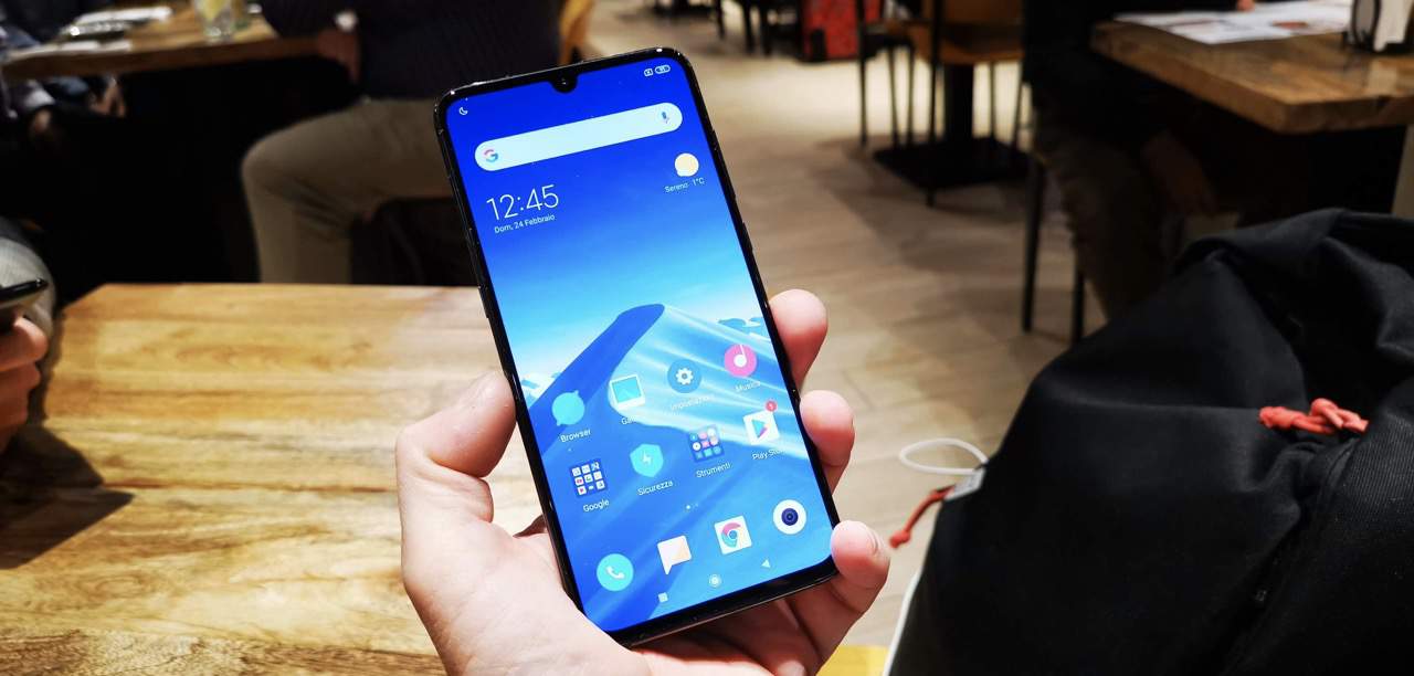 Xiaomi Mi Mix 3 5G e Xiaomi Mi 9 presentati a Barcellona