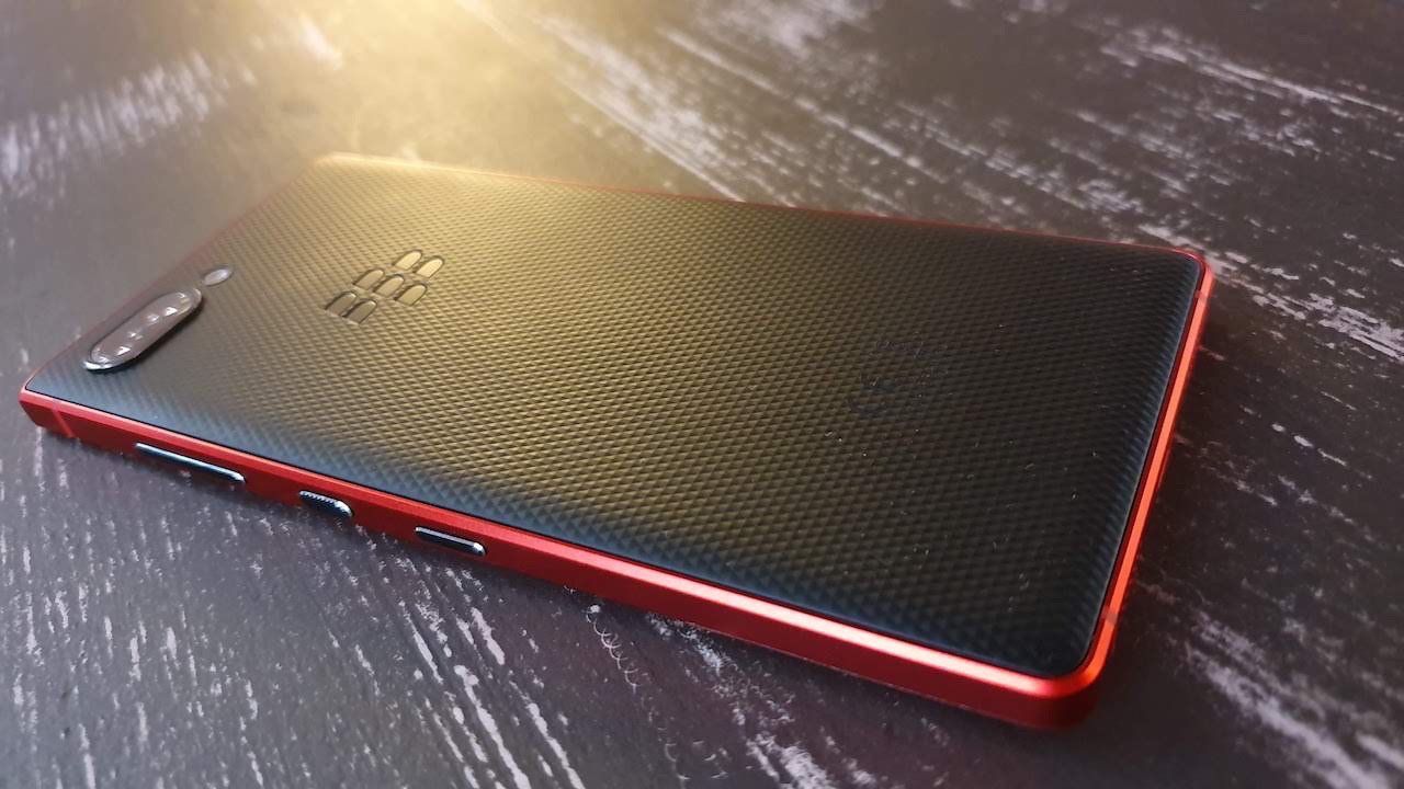 Blackberry Key2 Red Edition è bellissimo (ma è anche caro)