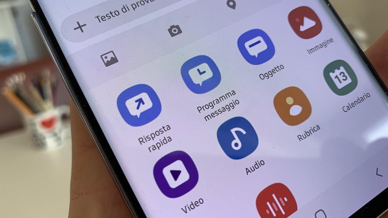 Come si programma invio di SMS su Samsung Galaxy S10