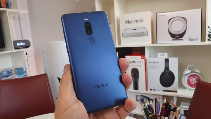 Recensione Meizu M8