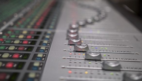 https://www.mistergadget.tech/wp-content/uploads/2019/03/podcast-bay-585x332.jpg