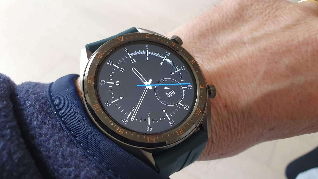 Recensione Huawei Watch GT: niente wearOS, ma due settimane di batteria