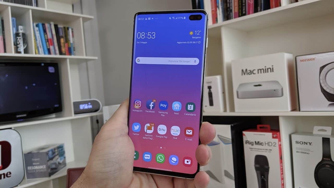 Samsung e Pablo Rochat lanciano i nuovi sfondi per Galaxy S10