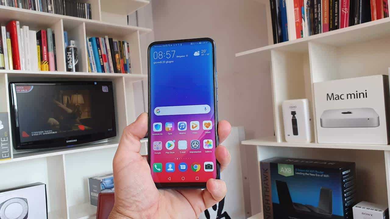 Recensione Huawei P Smart Z, pop up camera ma poco di più