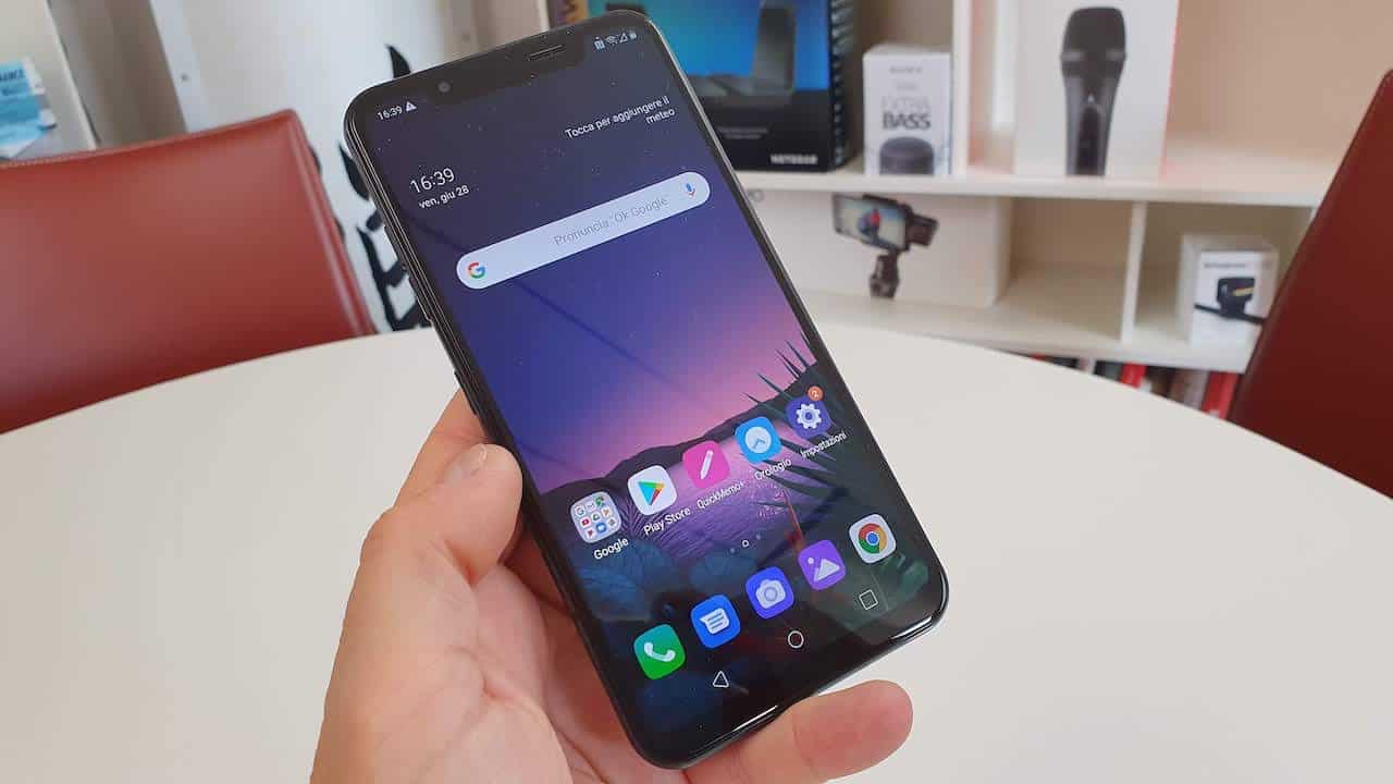 Arriva LG G8s in Italia, il telefono che si comanda senza toccarlo