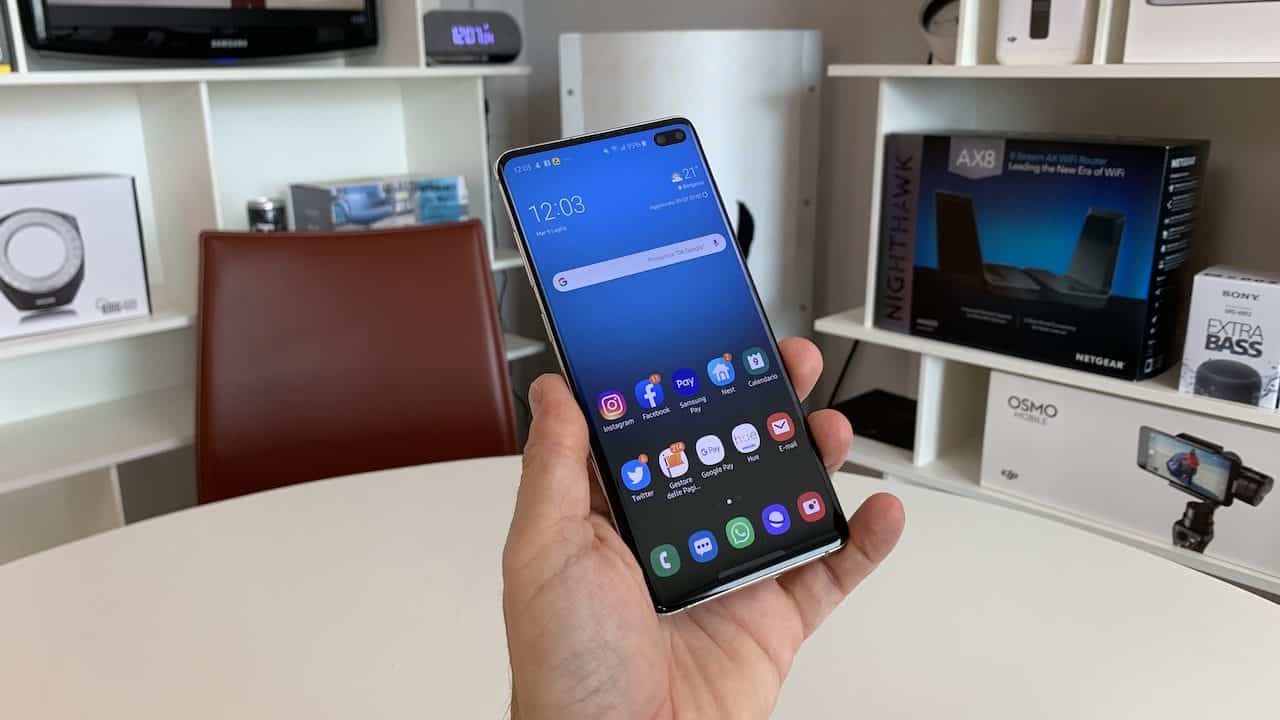 Vendite Samsung Galaxy S10+ al top. Non mi sorprende.