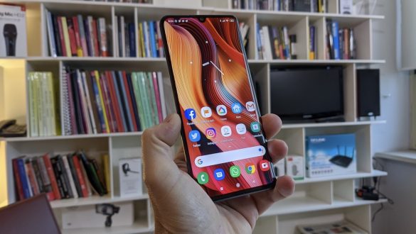 https://www.mistergadget.tech/wp-content/uploads/2019/12/Mister-Gadget-Luca-Viscardi-Xiaomi-Mi-Note-10-Pro-8-585x330.jpg