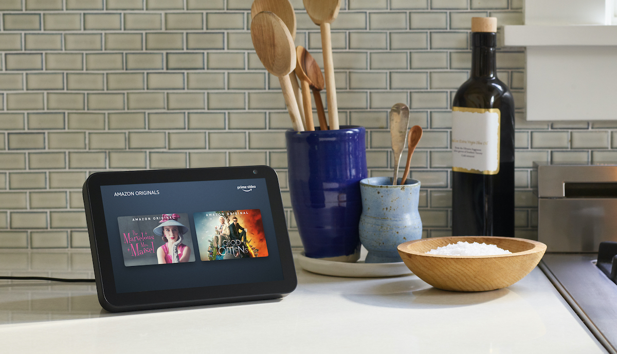 Amazon lancia Echo Show 8 Pollici