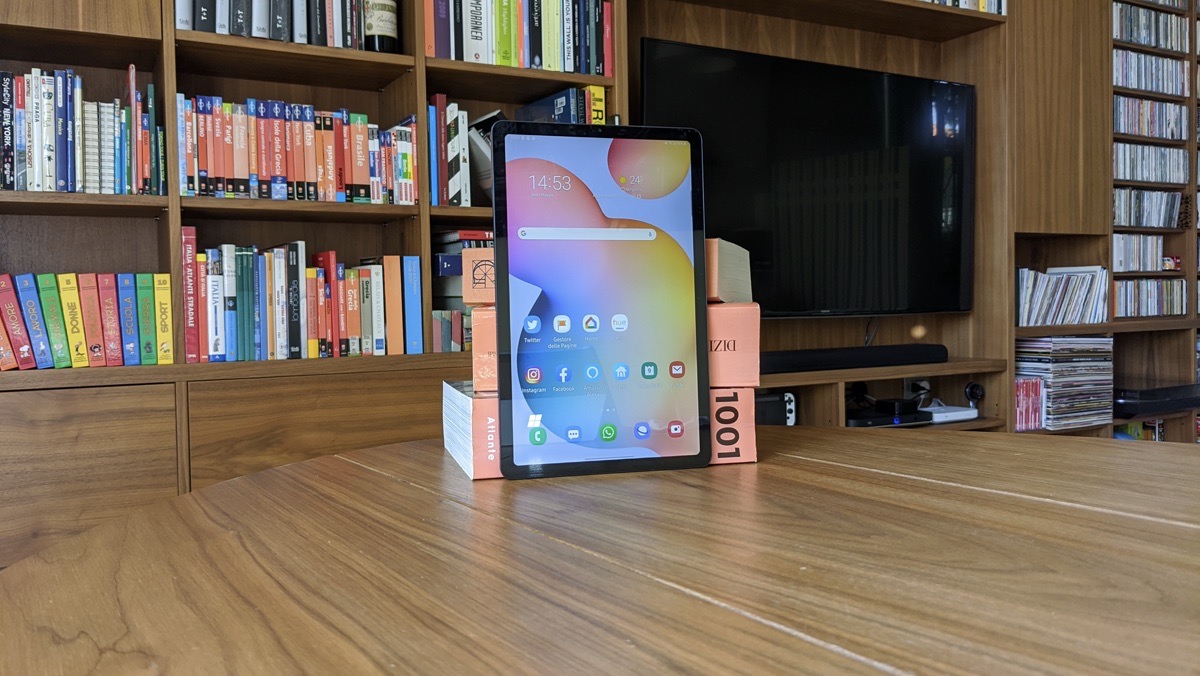 Recensione Galaxy Tab S6 Lite, sfida iPad 10.2