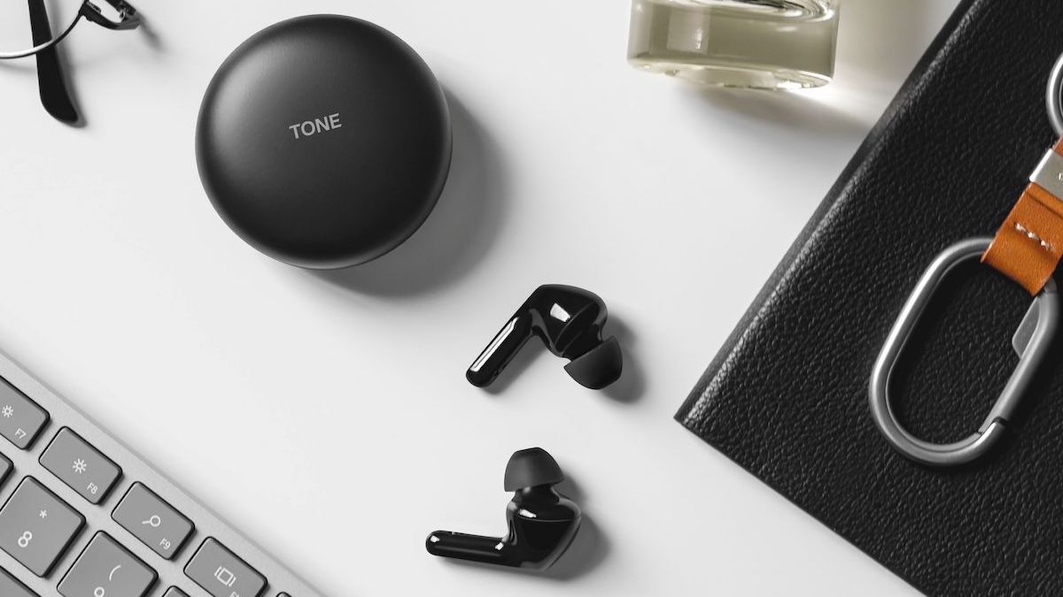 Arrivano LG TONE Free True Wireless, si puliscono da sole