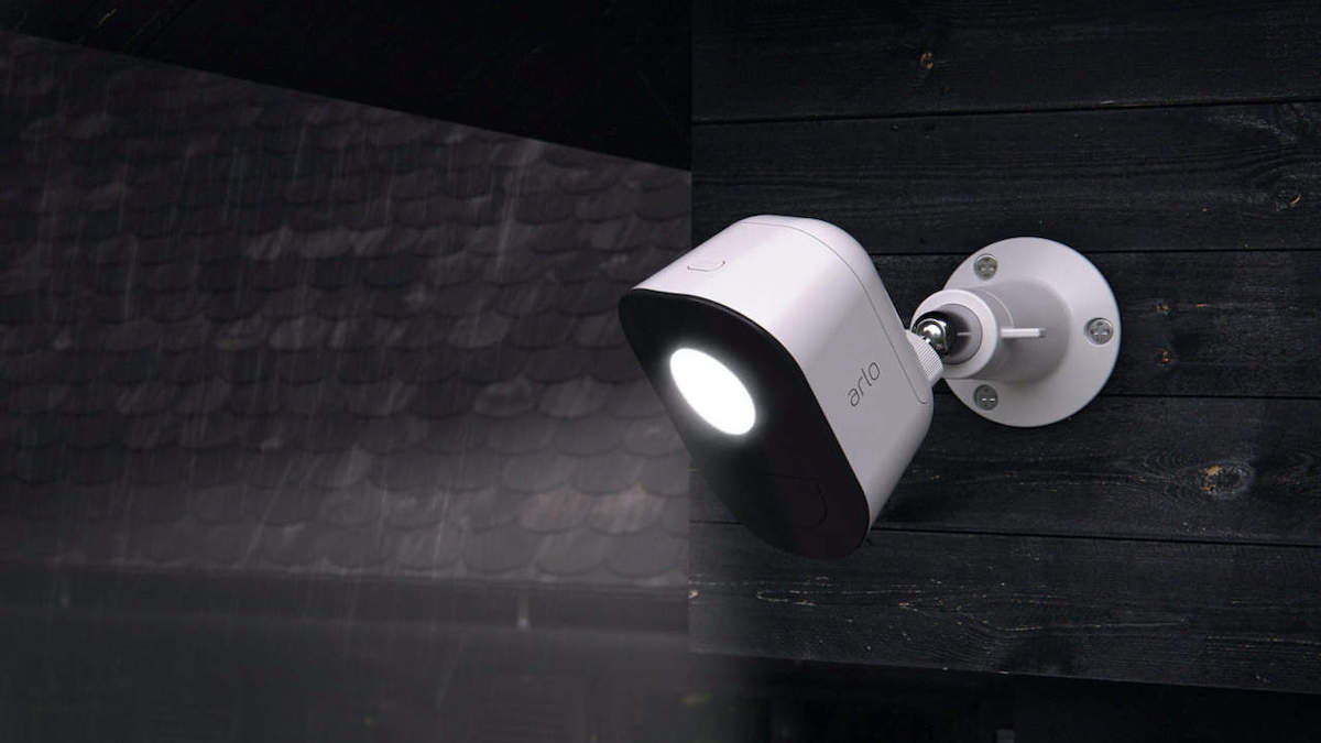 Recensione Arlo Security Light, la luce è sicurezza